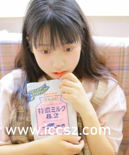 色肥奶在线视频,揭秘网络直播的诱惑与风险